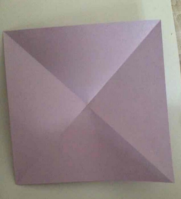 折纸盒子的方法-千纸鹤收纳盒