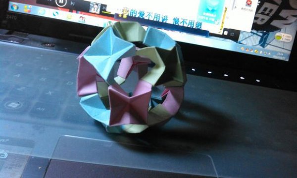 折纸花球教程大全-精美的立体花球 完整版