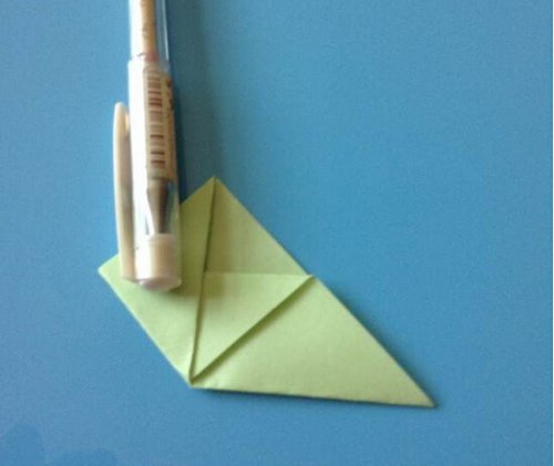 生活中的创意折纸-教你折简单可爱的护书角