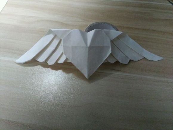 飞翔的心 爱心折纸 折纸心 心形折纸