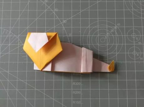萌萌的折纸立体狮子的折纸方法详细步骤
