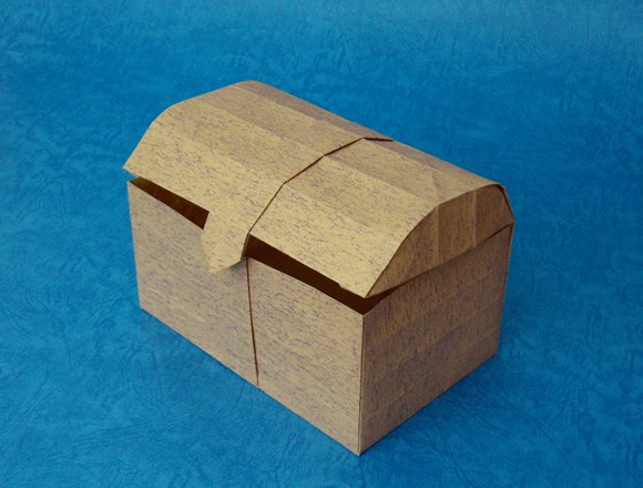一款精美的藏宝宝藏箱折纸手工制作图解教程