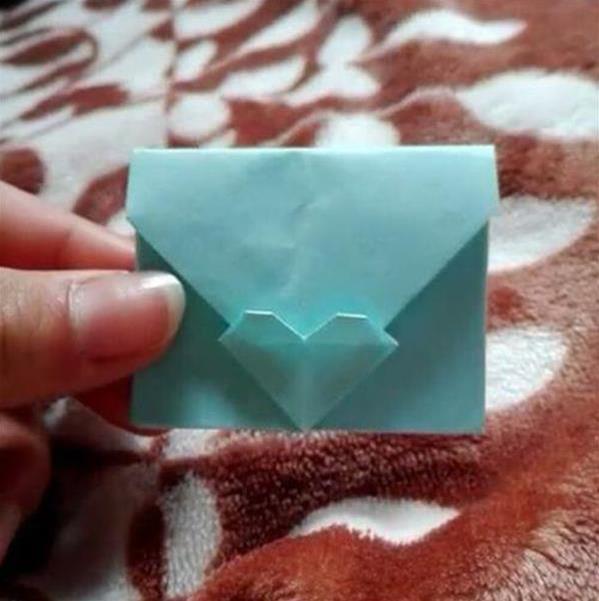 爱心信封表白神器，萌哒哒的爱心信封趣味折纸折法图解教程