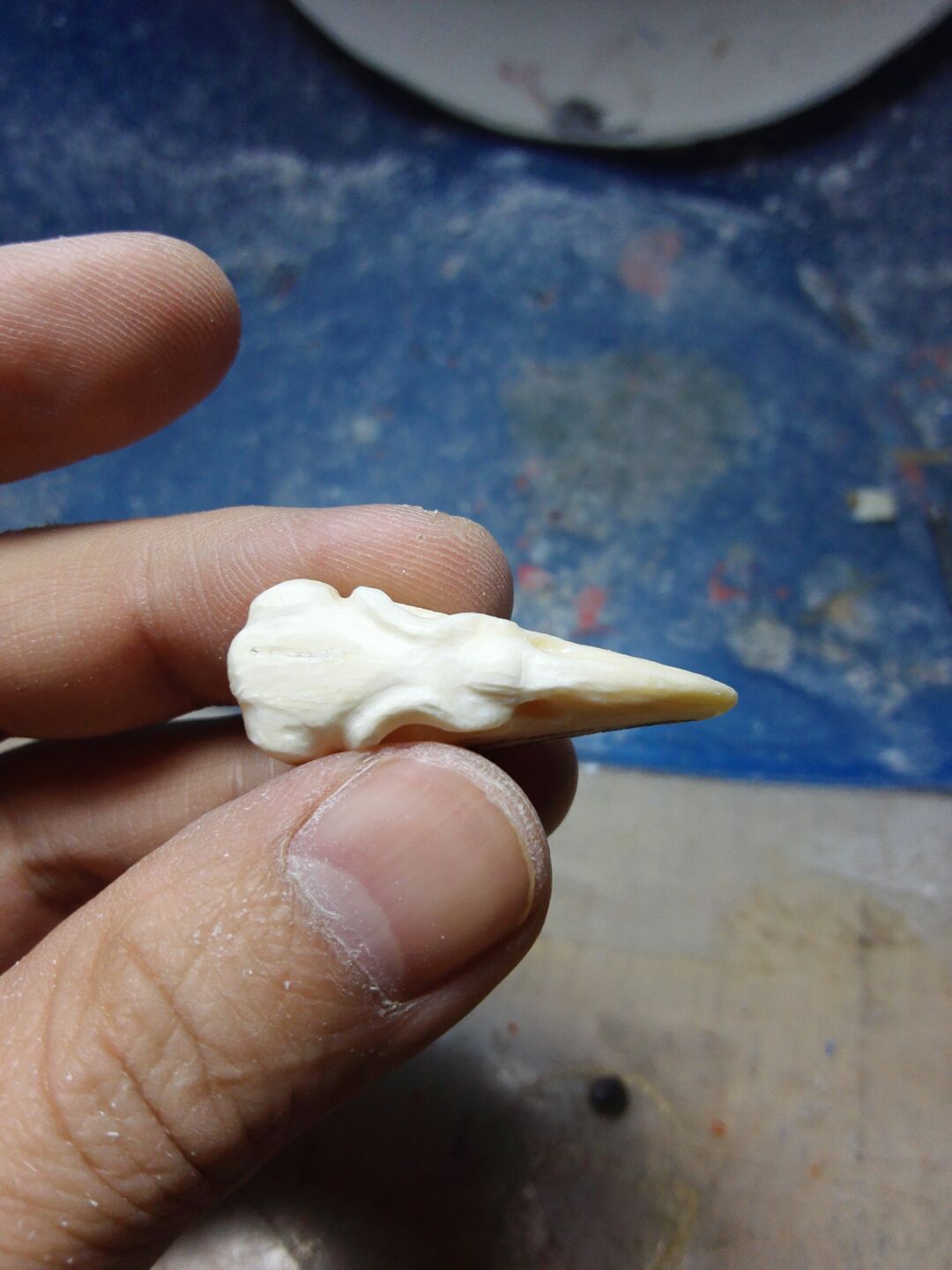 手工雕刻教程，《图腾一一鹰首之骸》项链饰品手工雕刻方法