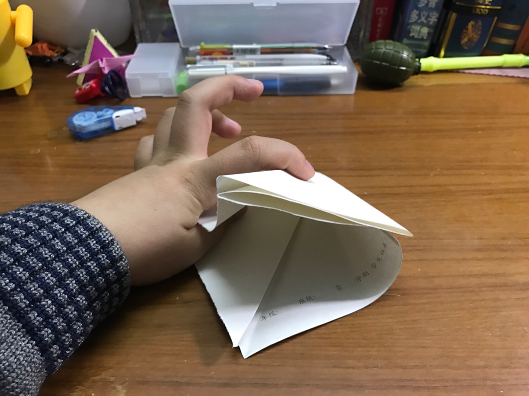 手工折纸大全一款匕首的复杂折纸方法