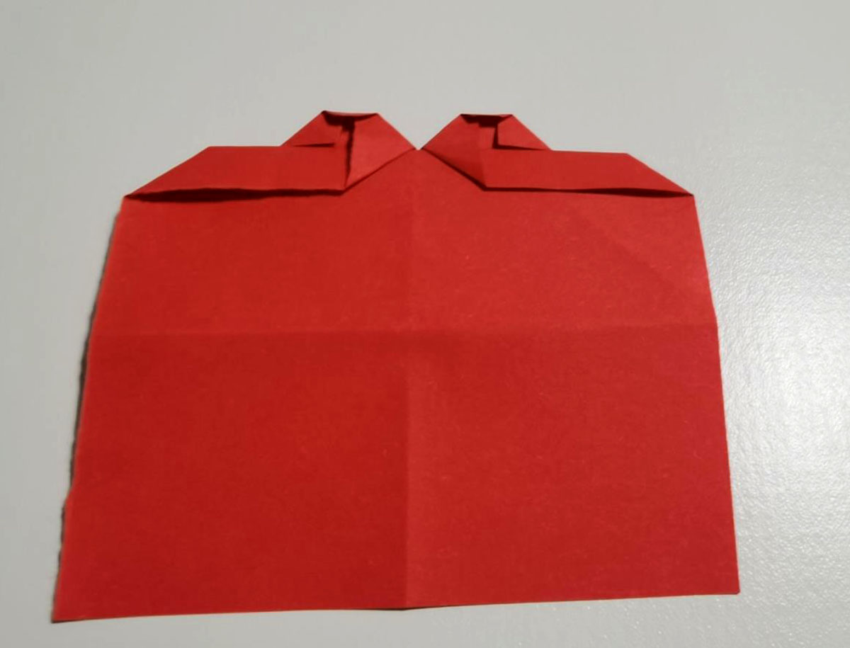DIY手工折纸制作教程，一款特别的爱心信封信纸折纸折叠方法，还可以做为新年红包用哦！