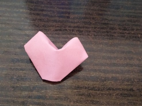 怎么折立体爱心？一款漂亮的迷你爱心心形简单折纸手工制作教程