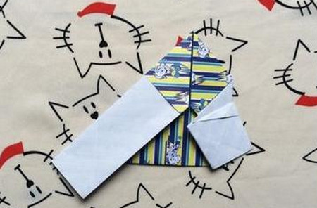 儿童折纸手工制作，圣诞老人折纸怎么折步骤