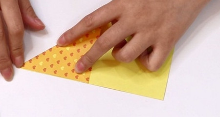 纸艺折纸手工制作教程，四叶草爱心折纸怎么折步骤图解