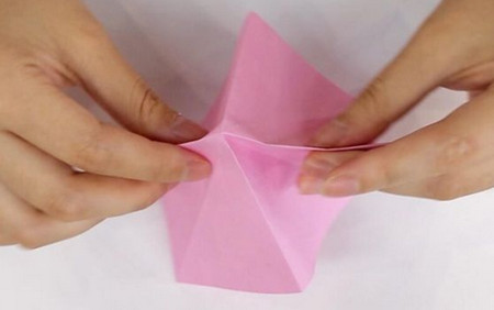 儿童折纸手工制作教程，折纸花朵简单易学教程