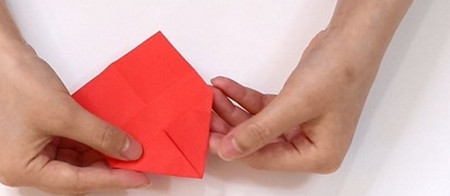 纸艺折纸手工漂亮的空心五角星的折法教程