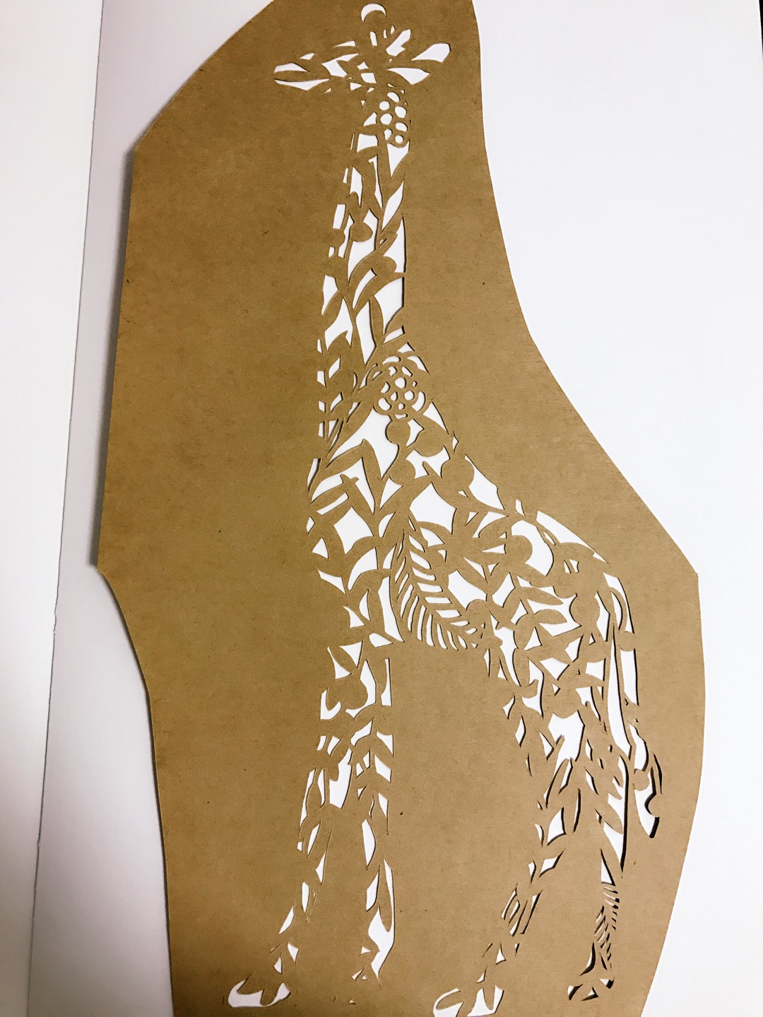 纸雕长颈鹿刻纸方法图解教程