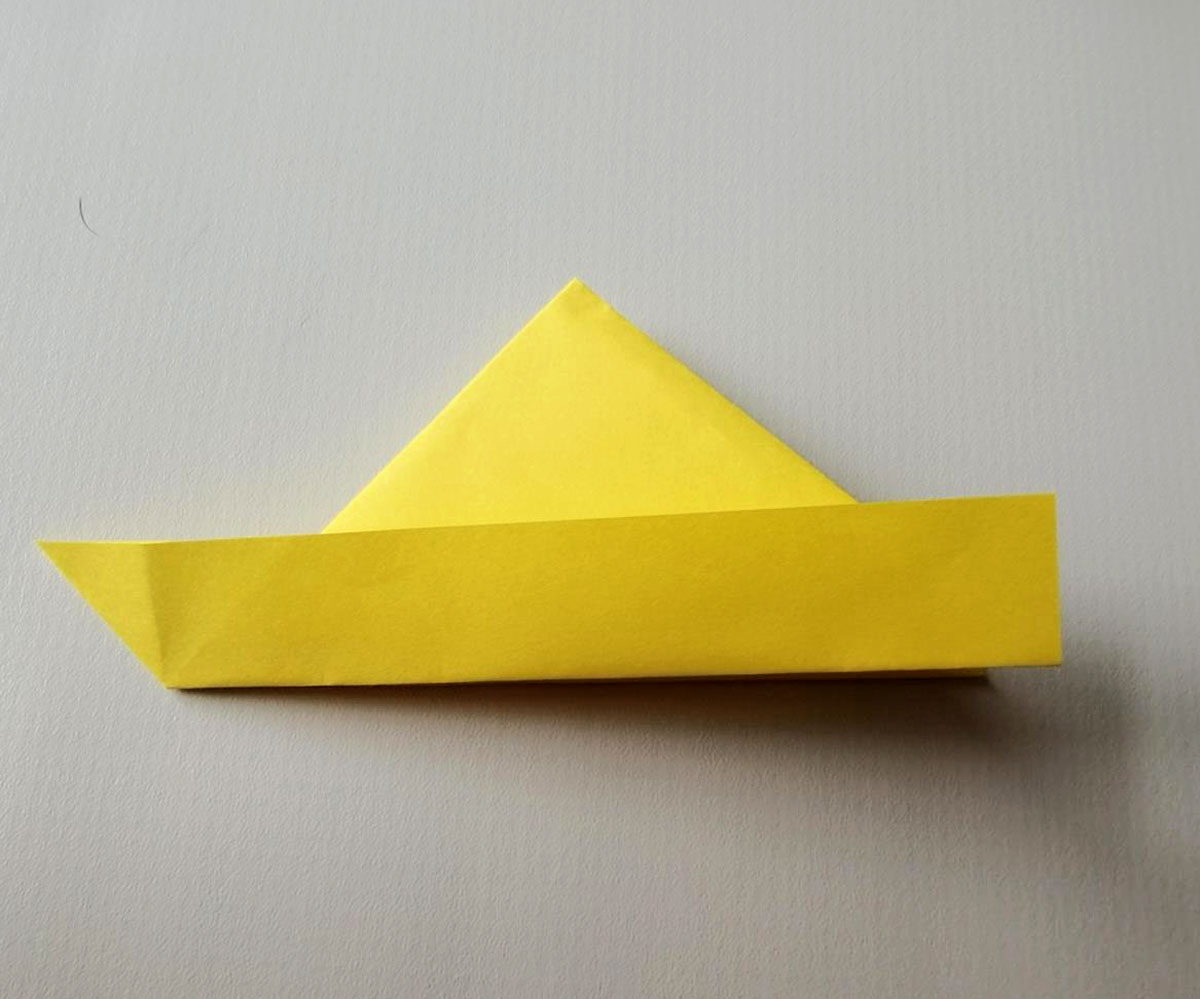 [折纸-视频教程]手工折纸，如何折叠一只船，超级简单的船折纸(五)_哔哩哔哩_bilibili